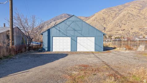 1361 E 400 S Springville UT 84663