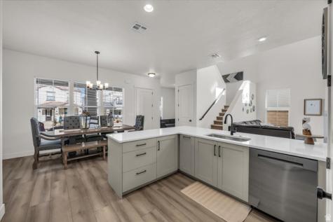 663 W Juniper Drive St. George UT 84790