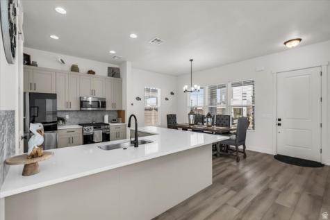 663 W Juniper Drive St. George UT 84790