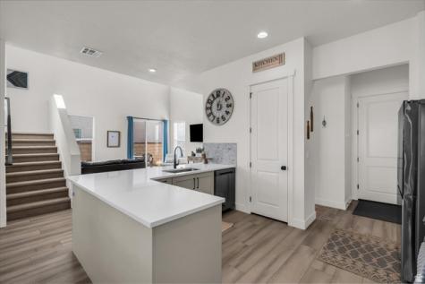 663 W Juniper Drive St. George UT 84790