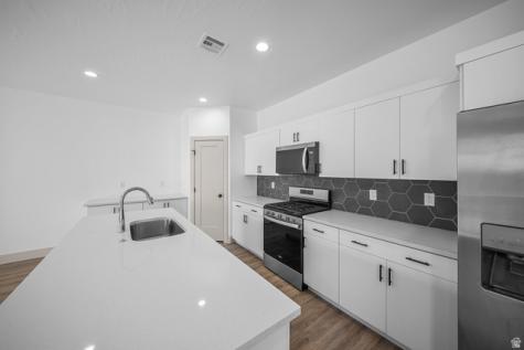 1090 E Coyote Crest Drive Washington UT 84780