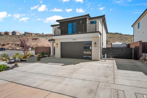 1090 E Coyote Crest Drive Washington UT 84780