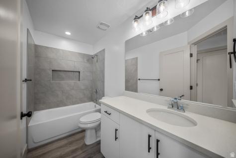 1090 E Coyote Crest Drive Washington UT 84780