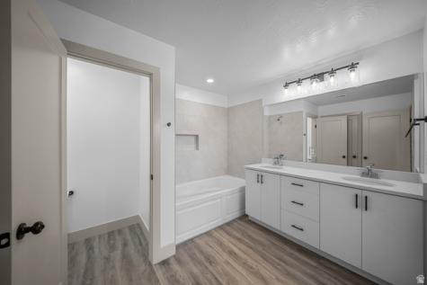 1090 E Coyote Crest Drive Washington UT 84780