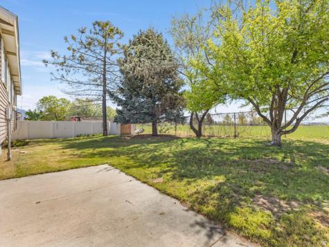 5089 W Highwood Drive Kearns UT 84118