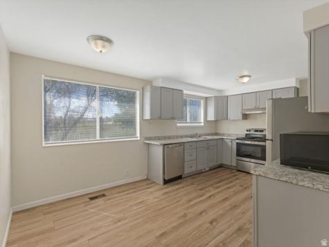 5089 W Highwood Drive Kearns UT 84118