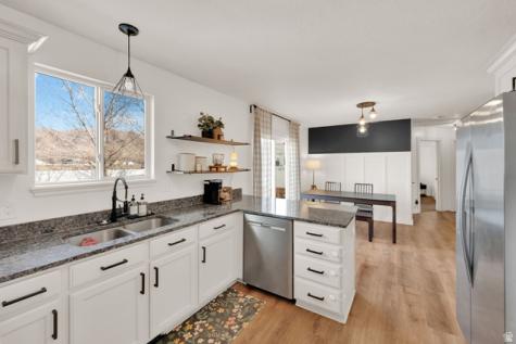 4610 N Kestrel Way Eagle Mountain UT 84005