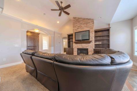 85 S Constitution Drive Roosevelt UT 84066