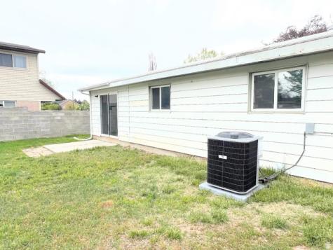 744 E 8425 S Sandy UT 84094