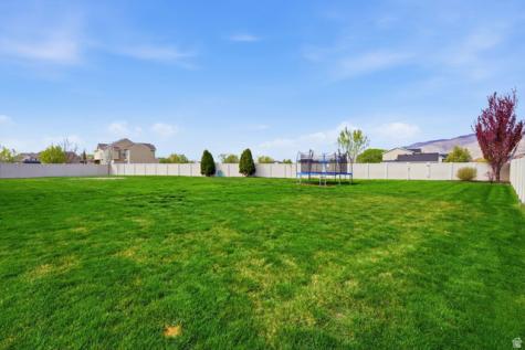 134 N Wagon Wheel Circle Farmington UT 84025