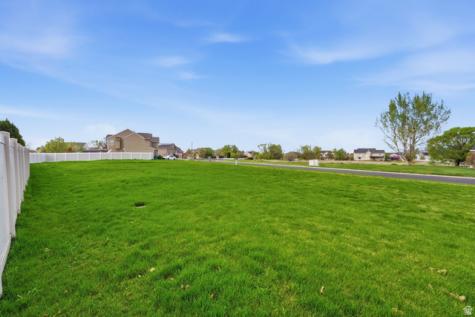 134 N Wagon Wheel Circle Farmington UT 84025