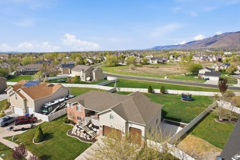 134 N Wagon Wheel Circle Farmington UT 84025