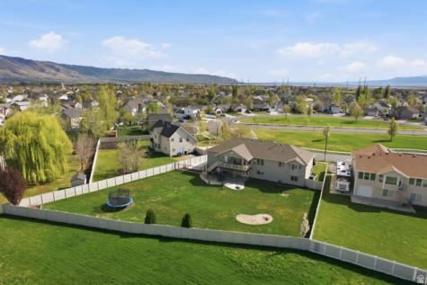 134 N Wagon Wheel Circle Farmington UT 84025