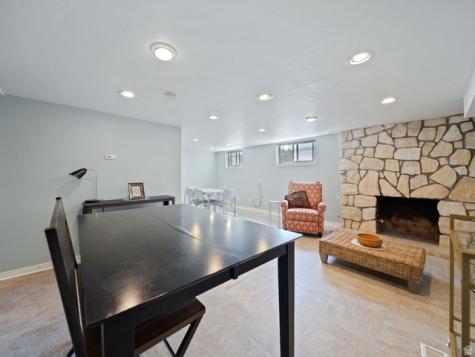 5597 S Hillside Drive E Murray UT 84107