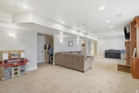 575 N 850 E Wellsville UT 84339