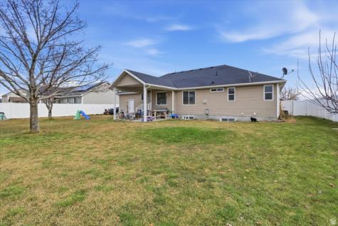 575 N 850 E Wellsville UT 84339