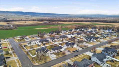 575 N 850 E Wellsville UT 84339