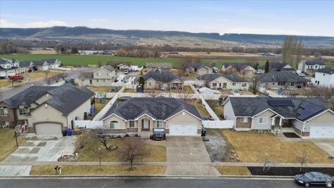 575 N 850 E Wellsville UT 84339