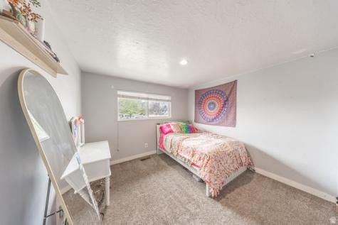 1613 N 1850 W Layton UT 84041