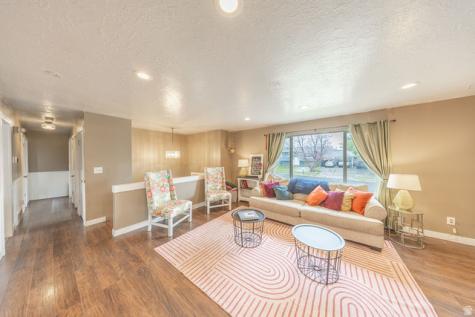 1613 N 1850 W Layton UT 84041