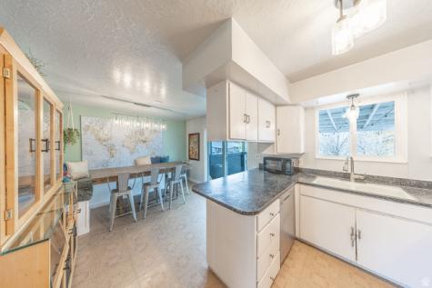1613 N 1850 W Layton UT 84041