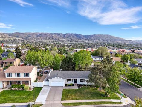 1230 E Crestridge Road Sandy UT 84094
