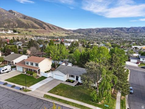 1230 E Crestridge Road Sandy UT 84094