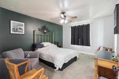 1699 W 2115 S Syracuse UT 84075