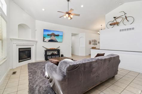 1699 W 2115 S Syracuse UT 84075
