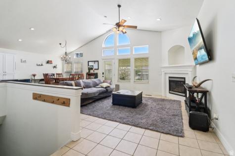 1699 W 2115 S Syracuse UT 84075