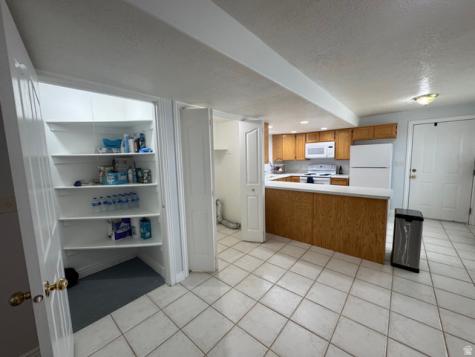 1976 E River Bottoms Road Avenue S Springville UT 84663