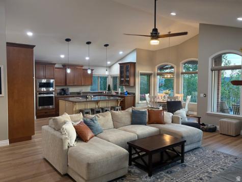 4302 S Monarch Drive E Bountiful UT 84010