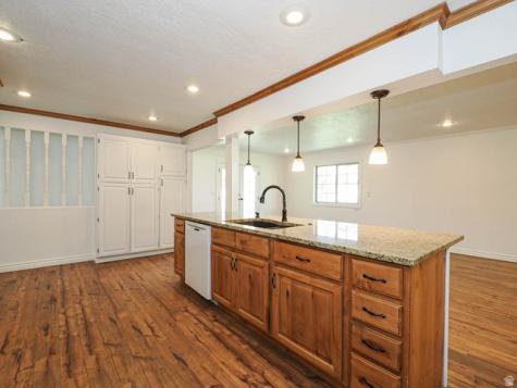 896 W 4800 S Taylorsville UT 84123