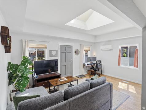 616 S 1300 W Salt Lake City UT 84104
