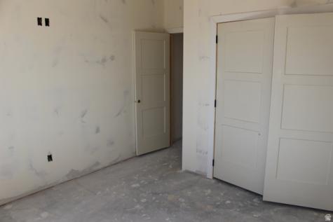 4933 N Remington Enoch UT 84721
