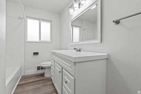 674 E 9th E Ogden UT 84404