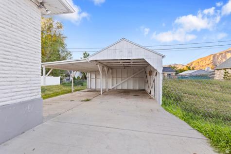 674 E 9th E Ogden UT 84404