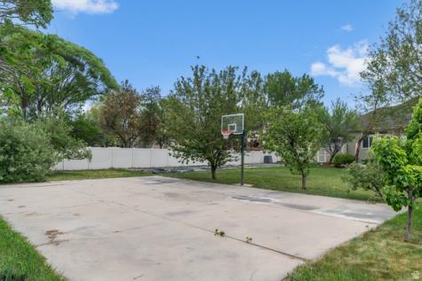 439 E Stokes Avenue Draper UT 84020