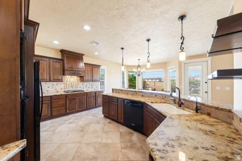 997 E 4430 S Washington UT 84780