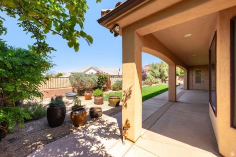 997 E 4430 S Washington UT 84780