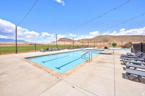 997 E 4430 S Washington UT 84780