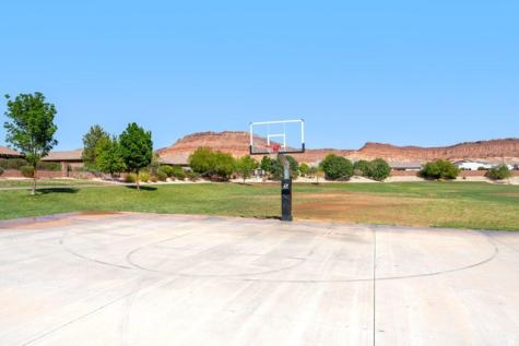 997 E 4430 S Washington UT 84780
