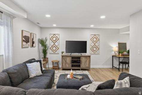 2257 E Karalee Way S Sandy UT 84092