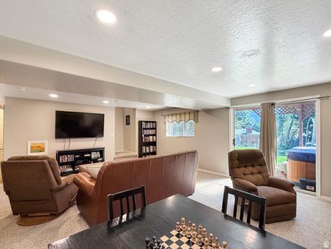 891 E 3300 N North Ogden UT 84414