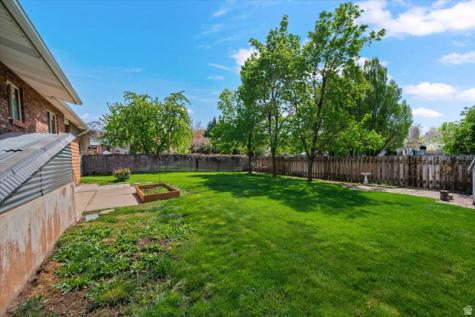 184 E 1150 N Layton UT 84040
