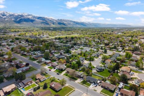 184 E 1150 N Layton UT 84040