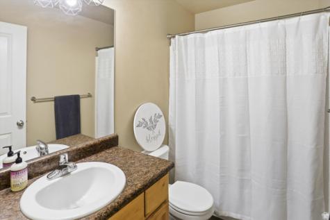 696 N Devonshire Drive Saratoga Springs UT 84045