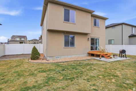 696 N Devonshire Drive Saratoga Springs UT 84045