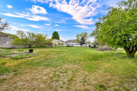 2195 W 800 N West Point UT 84015