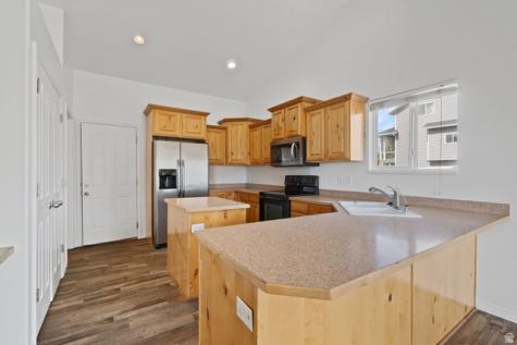 2253 Lone Tree Parkway Eagle Mountain UT 84005